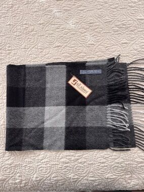 All Alpaca 100% Baby Alpaca Plaid Scarf Black Gray Made in Peru NWT